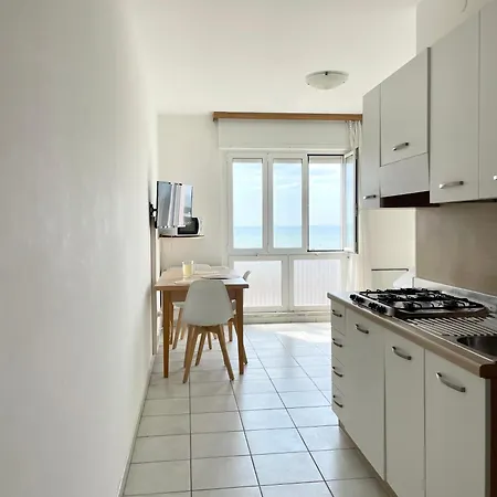 Condominio Cam 77 *